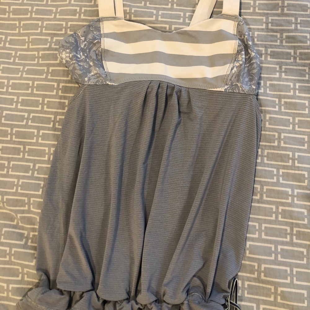 Lululemon Rest Less tank size 6